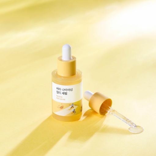 Освітлювальна сироватка з вітаміном C та ніацинамідом ROUND LAB Vita Niacinamide Dark Spot Serum 30 мл
